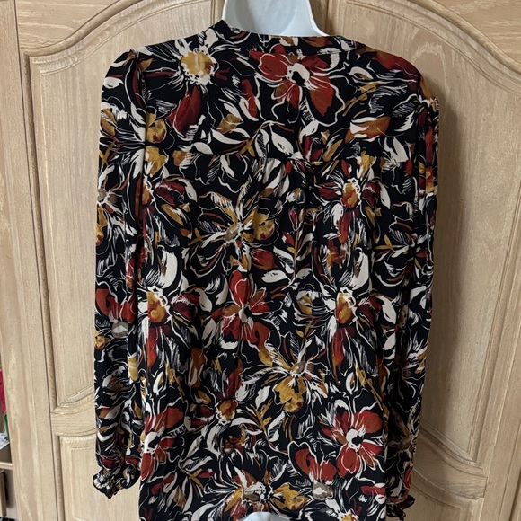 NEW Floral Print Women's Top - Black, Red, Yellow - Picture 6 of 16